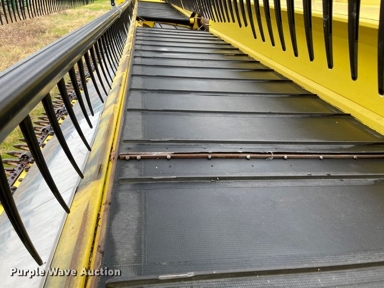 image for item IJ9560 2015 Honey Bee AF235  flex draper head