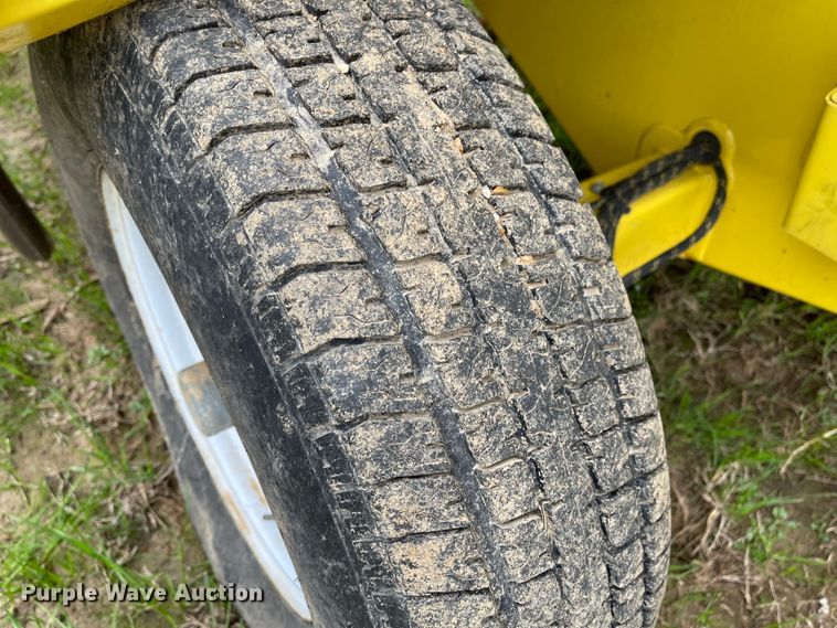 image for item IJ9560 2015 Honey Bee AF235  flex draper head