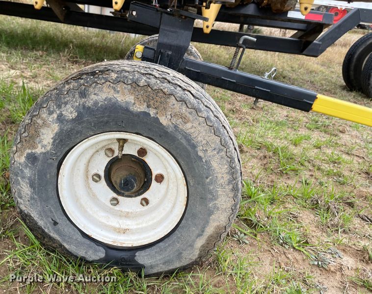 image for item IJ9560 2015 Honey Bee AF235  flex draper head