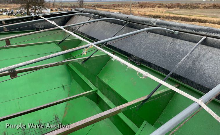 image for item IJ9561 Demco 1050  grain cart