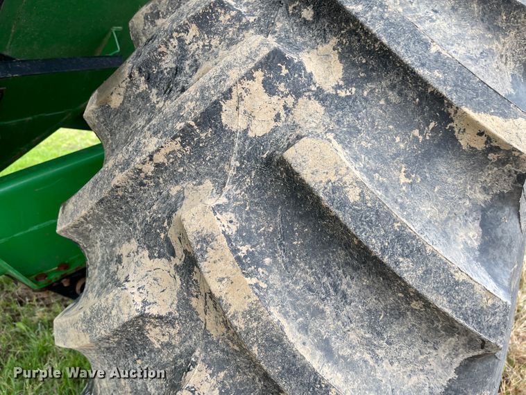 image for item IJ9561 Demco 1050  grain cart