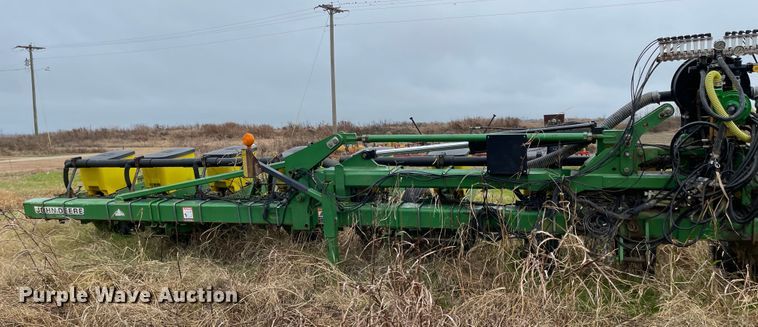 image for item IJ9564 John Deere 1720  planter