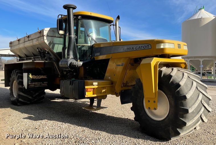 image for item IJ9571 Ag-Chem TerraGator 6103  applicator