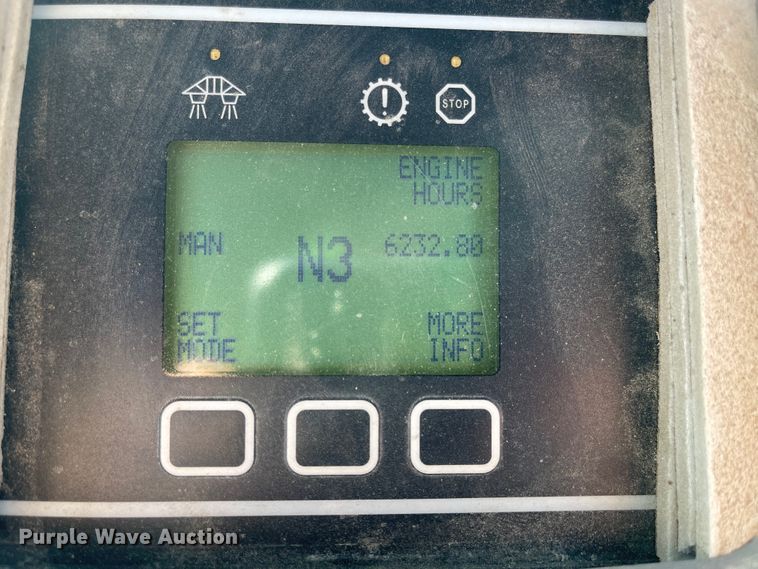 image for item IJ9571 Ag-Chem TerraGator 6103  applicator