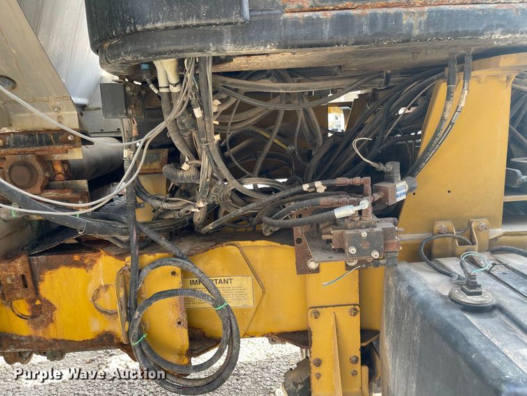 image for item IJ9571 Ag-Chem TerraGator 6103  applicator