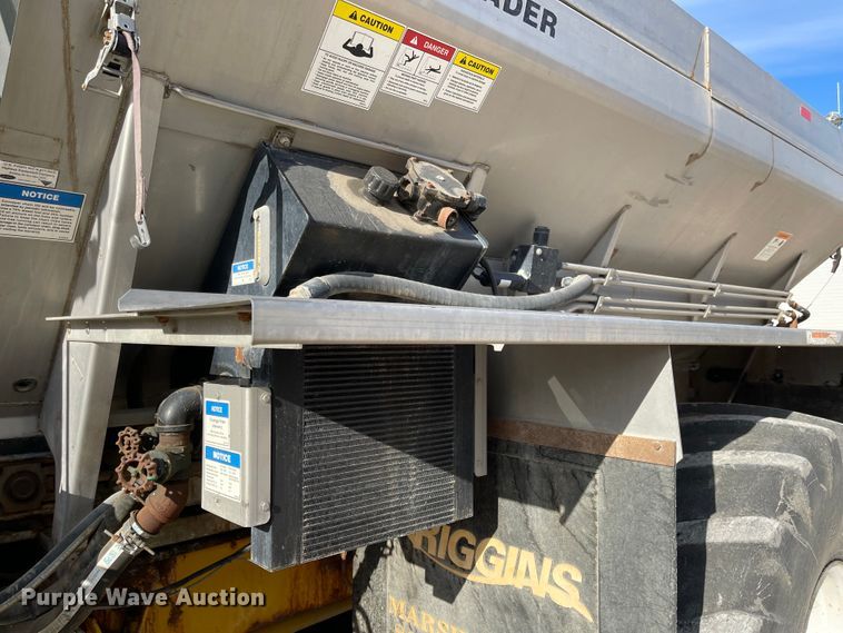 image for item IJ9571 Ag-Chem TerraGator 6103  applicator