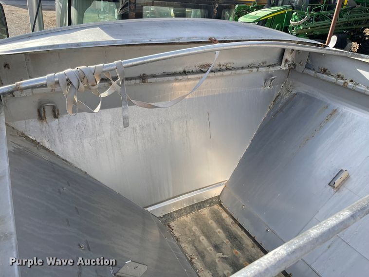 image for item IJ9571 Ag-Chem TerraGator 6103  applicator