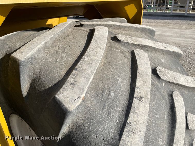 image for item IJ9571 Ag-Chem TerraGator 6103  applicator