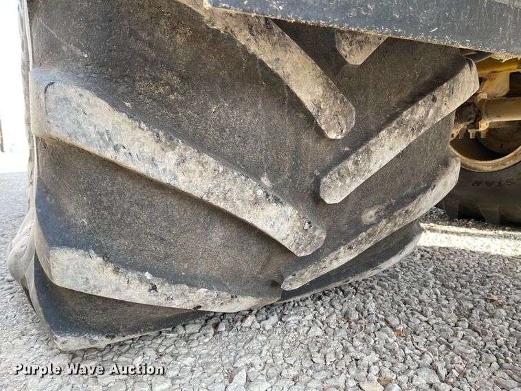 image for item IJ9571 Ag-Chem TerraGator 6103  applicator