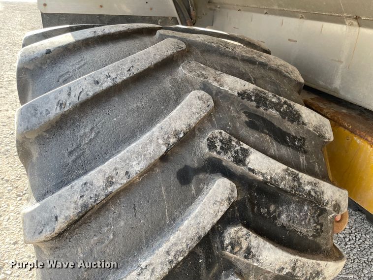 image for item IJ9571 Ag-Chem TerraGator 6103  applicator