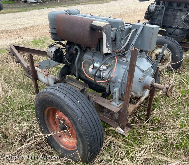 image for item IJ9586 (3) engines