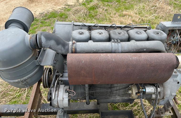 image for item IJ9586 (3) engines