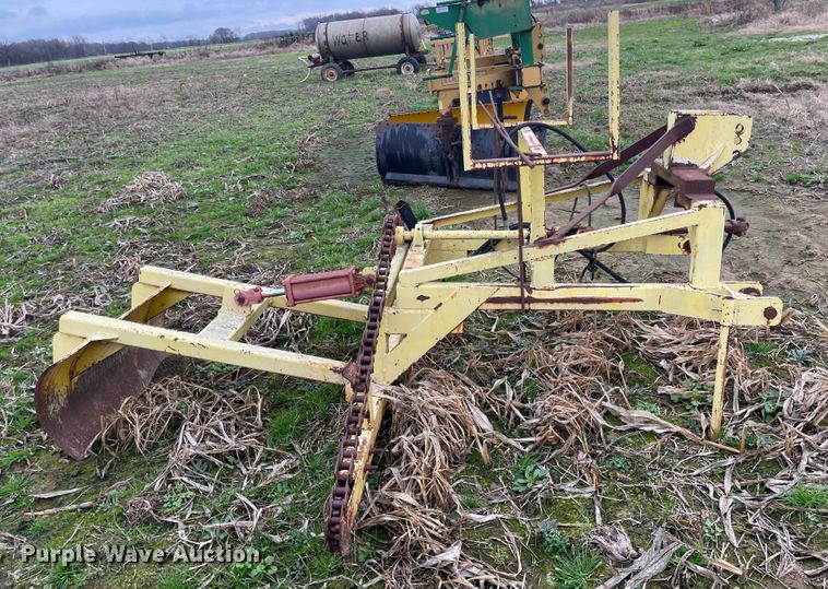 image for item IJ9589 Levee gate setter