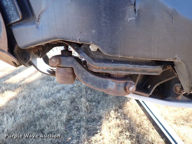 image for item IS9352 2016 MacDon FD75-D  flex draper head