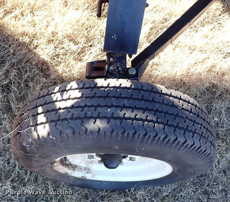 image for item IS9352 2016 MacDon FD75-D  flex draper head