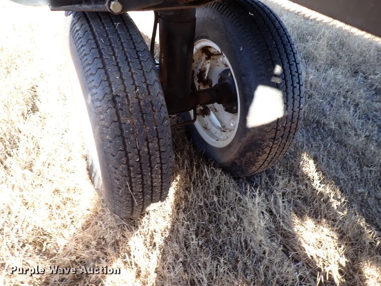 image for item IS9352 2016 MacDon FD75-D  flex draper head