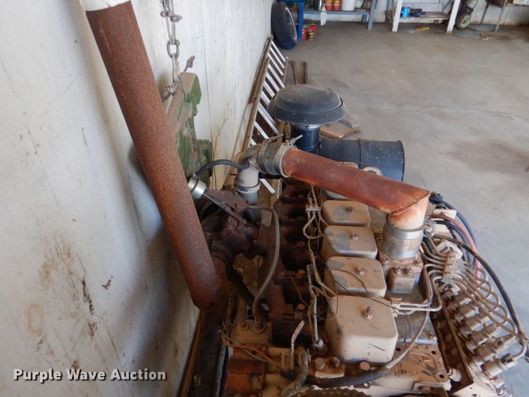 image for item IV9874 Cummins B5.9-215  engine