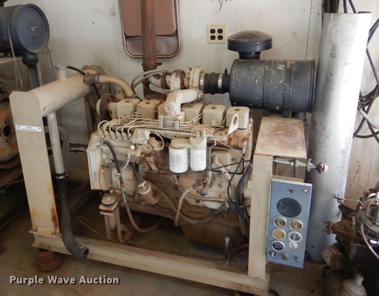 image for item IV9875 Cummins B5.9-A  engine