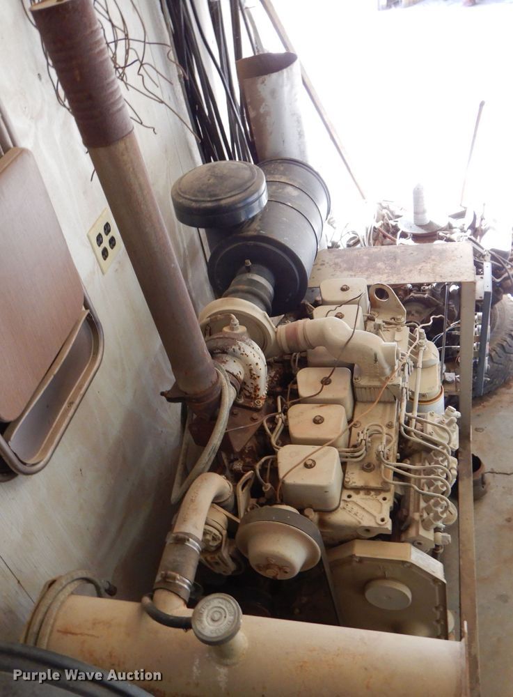 image for item IV9875 Cummins B5.9-A  engine