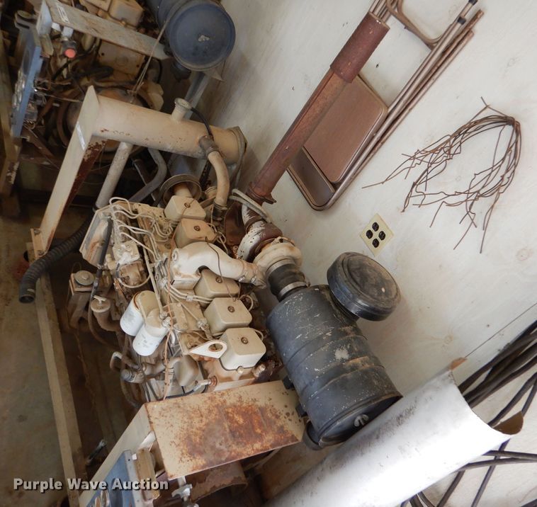 image for item IV9875 Cummins B5.9-A  engine