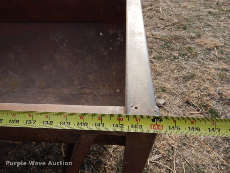 image for item IV9879 (3) Prairie Products metal feed bunks