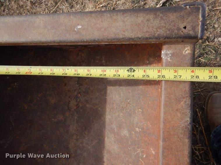 image for item IV9879 (3) Prairie Products metal feed bunks