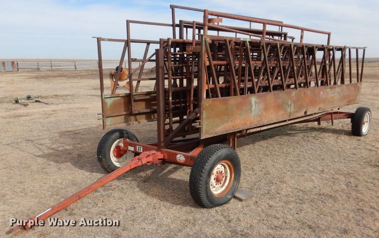 image for item IV9882 Panel trailer