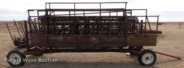 image for item IV9882 Panel trailer