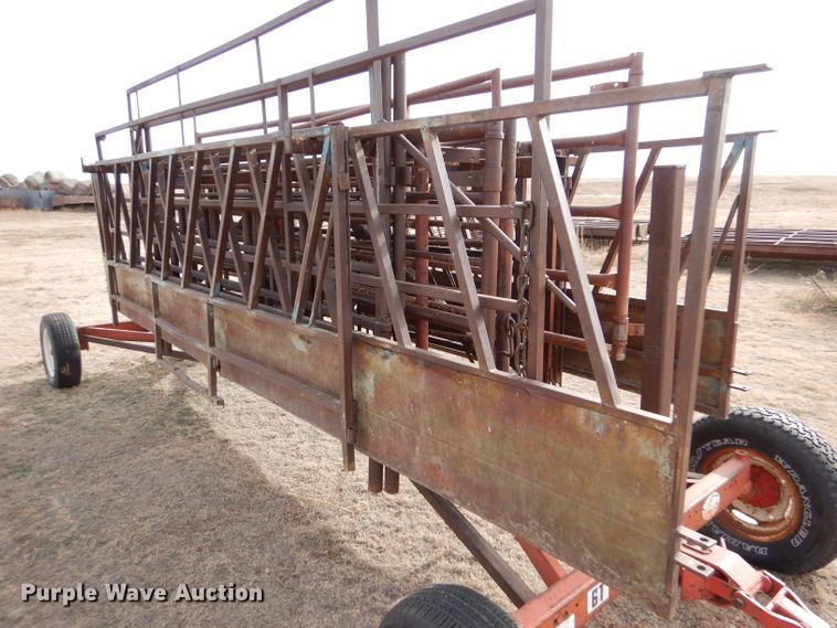 image for item IV9882 Panel trailer