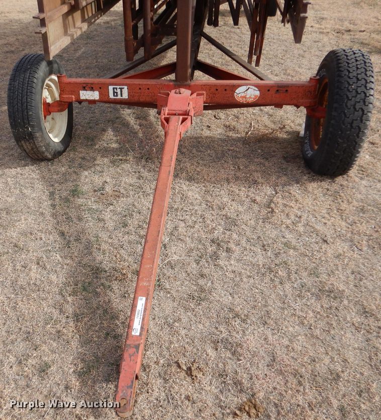 image for item IV9882 Panel trailer