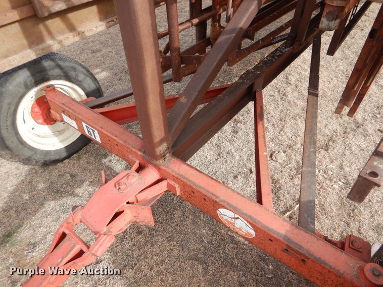 image for item IV9882 Panel trailer