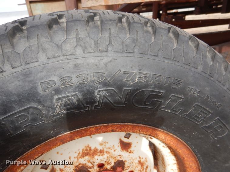 image for item IV9882 Panel trailer