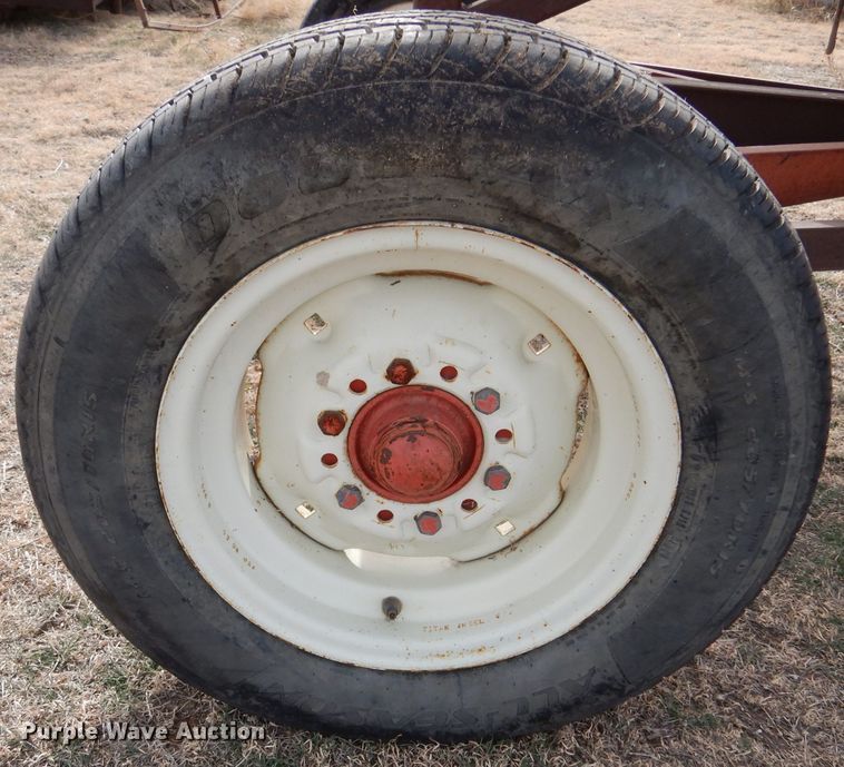 image for item IV9882 Panel trailer