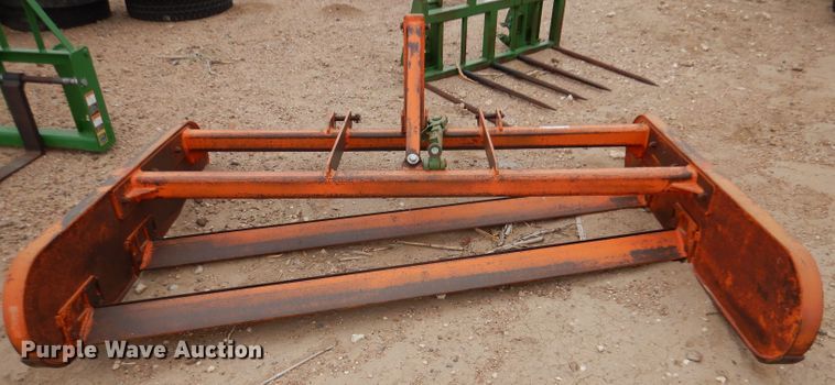 image for item IV9886 TwinMax 800 land leveler