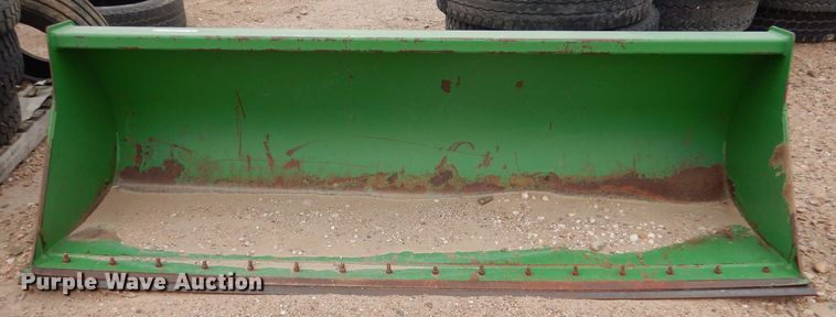 image for item IV9888 8'W bucket