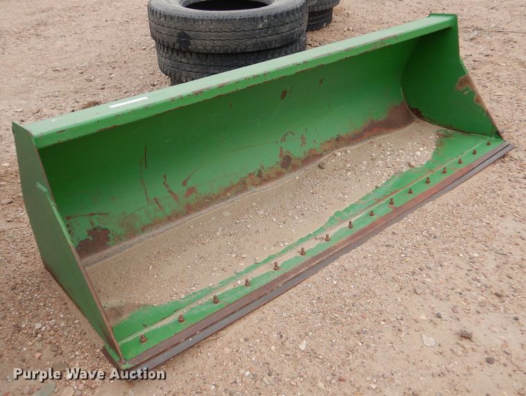 image for item IV9888 8'W bucket