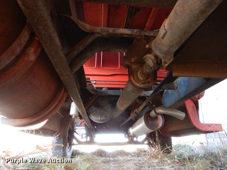 image for item IV9909 1974 Dodge D600  grain truck