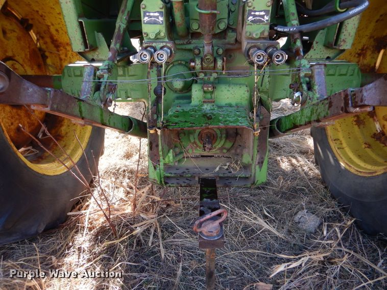 image for item IV9913 1973 John Deere 4030  tractor
