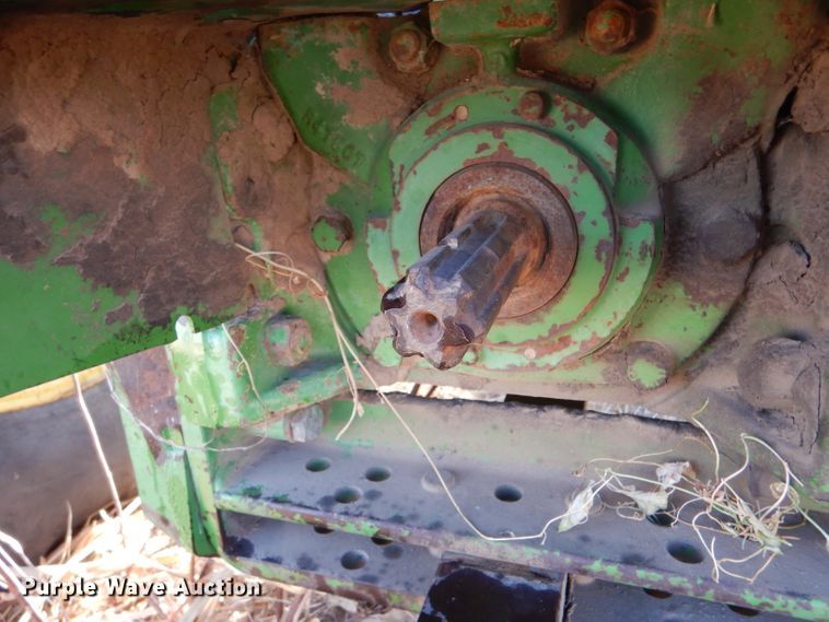 image for item IV9913 1973 John Deere 4030  tractor