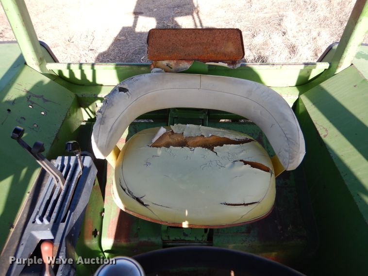 image for item IV9913 1973 John Deere 4030  tractor