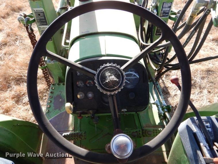 image for item IV9913 1973 John Deere 4030  tractor