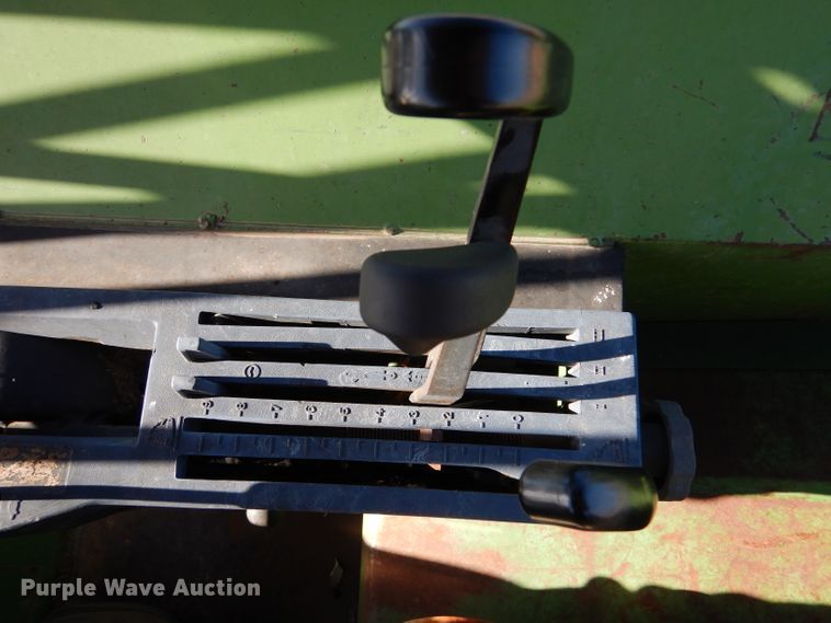 image for item IV9913 1973 John Deere 4030  tractor