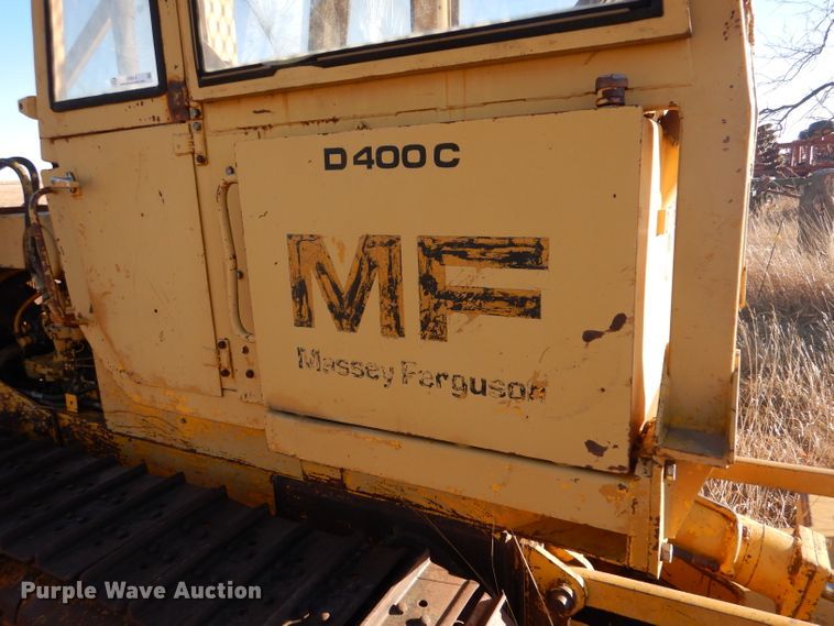 image for item IV9914 Massey Ferguson D400C  dozer