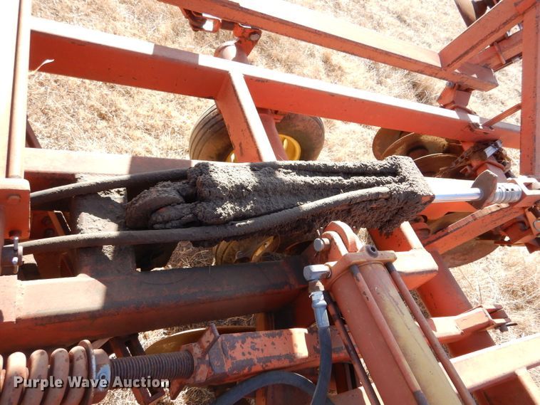 image for item IV9925 Sunflower 80TA-18  double off-set disk