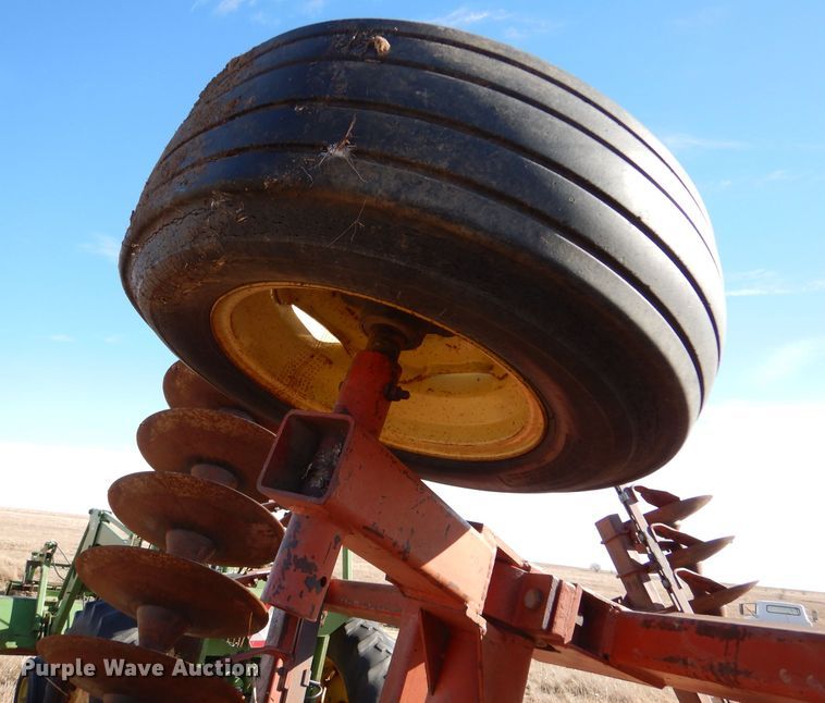 image for item IV9925 Sunflower 80TA-18  double off-set disk