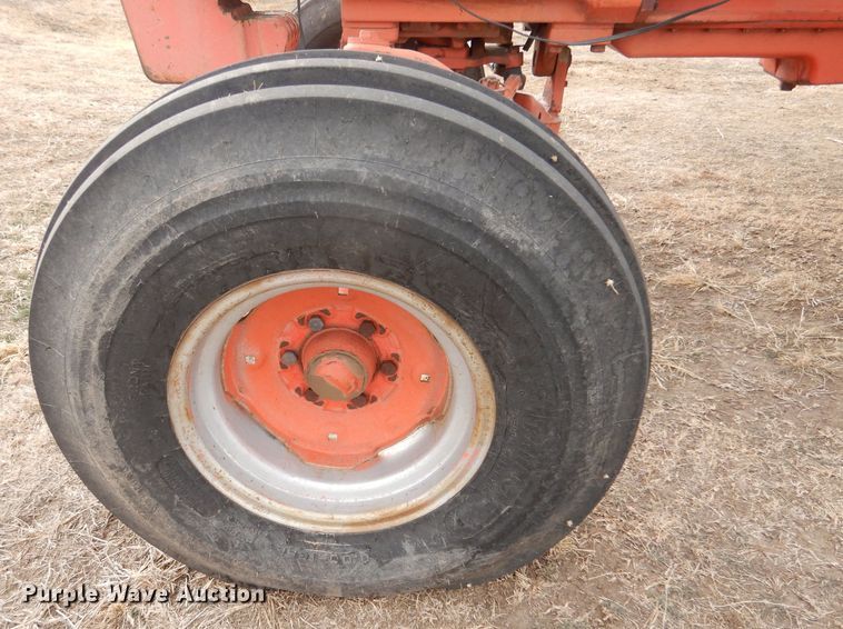 image for item IV9958 1971 Case 970 Agri King  tractor