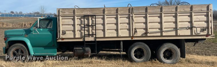 image for item IX9708 1973 Chevrolet C65  grain truck