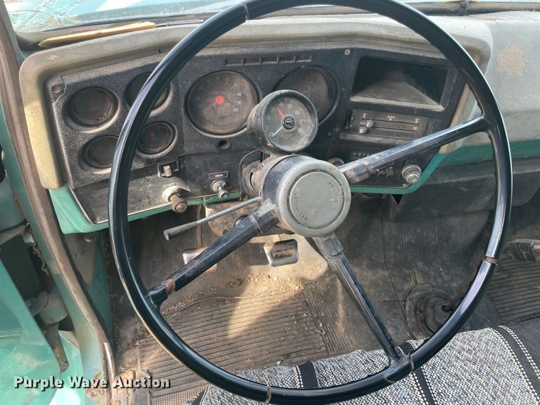 image for item IX9708 1973 Chevrolet C65  grain truck