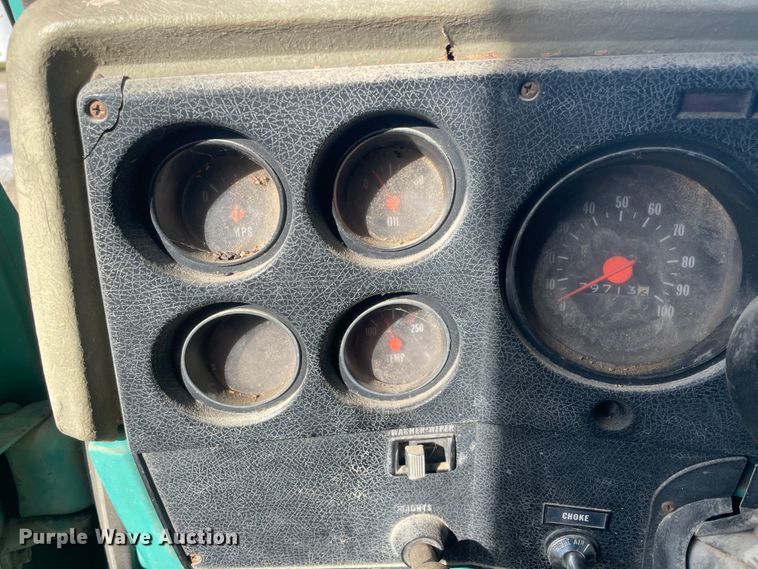 image for item IX9708 1973 Chevrolet C65  grain truck