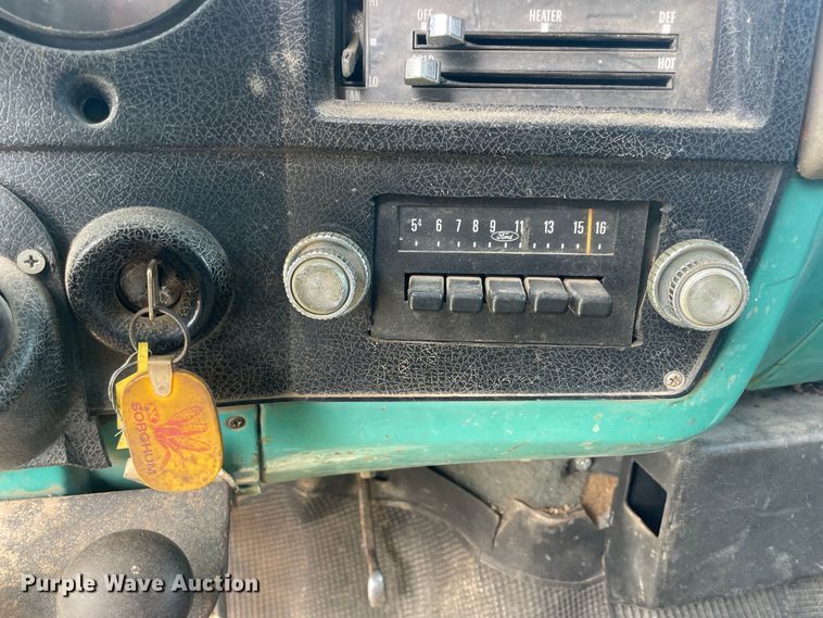 image for item IX9708 1973 Chevrolet C65  grain truck